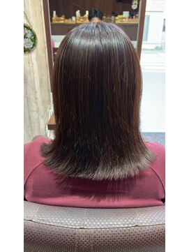 ビーチェ 小岩(Bice) 外ハネベースのくびれボブスタイル うる艶な髪質改善ケア