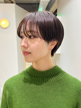 クル(k u r u) 耳出しハンサムマッシュ
