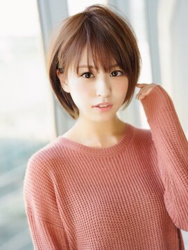 シウ 人形町(shiwu) 今流行の耳掛けが似合うシースルーバングショート