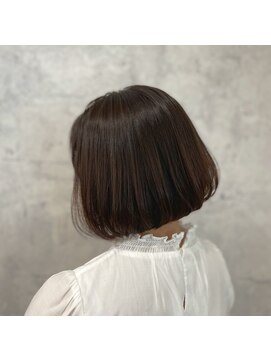 ユイテ 新河岸店(yuite) 前下がりボブ 透明感グレージュ