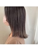 ミディアムも切りっぱなしでお洒落ヘア♪【momo】