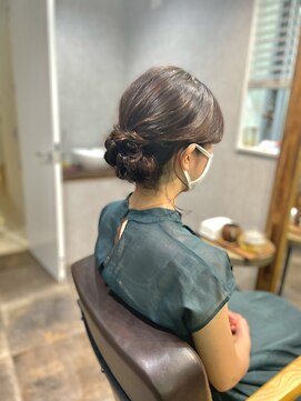 ベルトオブヴィーナス(Belt of venus) スッキリシニヨンアレンジ