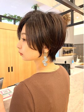 ジアン バイ ミルボン NU茶屋町+(GIEN by milbon) 大人美人/前髪なし/ハンサムショート/くびれ@小原拓馬