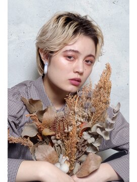 イングリッシュ ローズィーズ(The English Roses) 【三軒茶屋美容院　TheEnglishRoses】ハイトーン×ショート