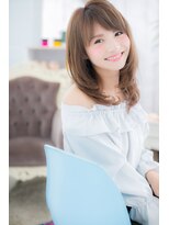 ミック 日暮里店(miq)&nbsp;斜めバングヘーゼルベージュでフェミニンくびれヘアa1