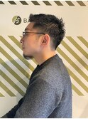大人の刈り上げスタイル【BARBER-BAR】