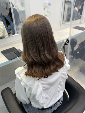 シー 池袋(SHE) まろっとグレージュ