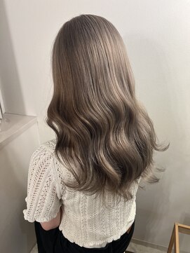 ココルアナ(coco luana) グレージュ/シルバー/ベージュ/ケアブリーチ/ハイトーン/