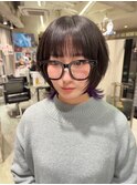 ウルフカット インナーカラー メガネ