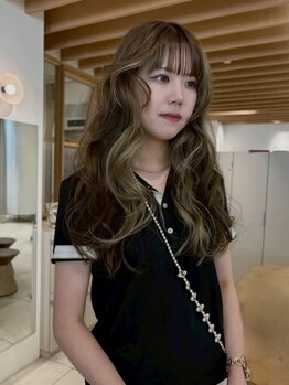 トーチ(torch)の写真/ケアブリーチでインナーカラーやハイライトもダメージ98%減！艶と透明感ある仕上がりならお任せください♪