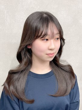 エミュ(Aimu.) 【韓国くびれ巻きレイヤーカット】