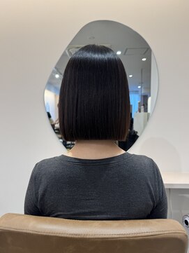 ユッカ 梅田(YUCCA) 【 YUCCA 】大人可愛い20代30代40代 ボブ/切りっぱなし