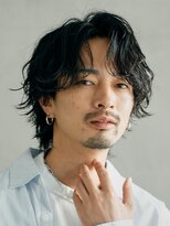 フィフス 名駅(fifth) 名古屋スパイラルパーマ名駅シャドウルフセンターパートゆるめ