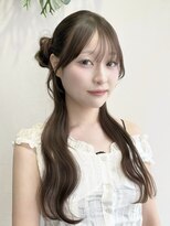 ビューシンサイバシ(VIEW SHINSAIBASHI)&nbsp;ロングレイヤーカット簡単アレンジベージュ10代20代30代