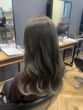 アルター(aL ter) オリーブグレージュ［暗めカラー/デザインカラー］長野歌穂