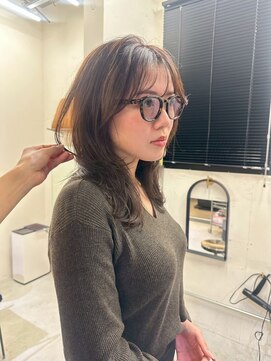 エー(a.) ミディアムレイヤー