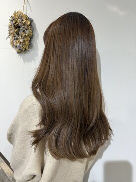 ファム(fam.) ブリーチなしオリーブカラー