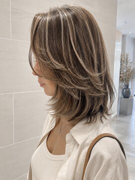 ピークアブー アヴェダ ギンザシックス(PEEK-A-BOO AVEDA GINZASIX) シアーベージュハイレイヤー