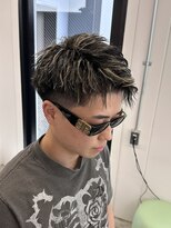 吉 メッシュハイライト◎イナズマショートヘア
