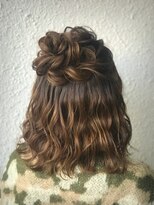 ディー エメ(D-aimer-)&nbsp;ボブの編み込みウェーブハーフ【ヘアセット】