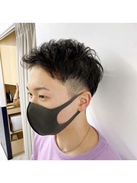 リバティシェアバーバー 銀座(LIBERTY SHARE BARBER) ツーブロックショート