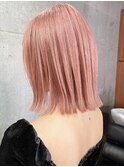コーラルピンク　ボブ　ハイトーンカラー