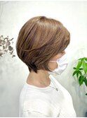 脱白髪染めハイライト白髪ぼかしペールベージュくびれショート