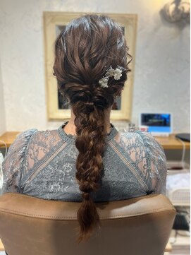 ラボヌール ヘアー エクラ(La Bonheur hair eclat) 編みおろしヘア