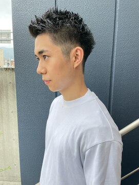 キートス 高知店(kiitos) スーツ短髪ツーブロック束感モテる黒髪シークレットパーマ流行