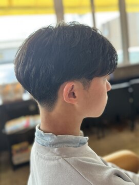 クレップスヘアーヒマワリ(CRE'PS HAIR HIMAWARI) サラ艶髪質改善縮毛矯正刈り上げマッシュ