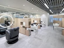 シャンプーは席で行え、シャンプー時に移動せずに施術を受けて頂けます♪