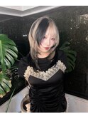 ホワイト シルバー デザイン シャギー レイヤー ハッシュカット