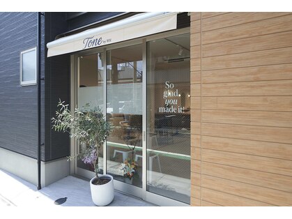 トーンバイダブルエイチ(Tone by WH)の写真