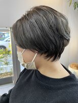 ツキヒ(/tukihi)&nbsp;くびれショート