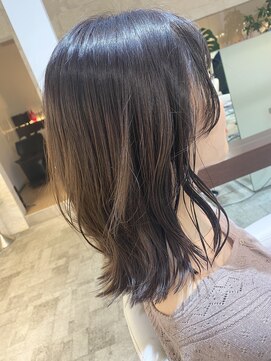 プレフェレプレフェ(prefere prefe) 暗髪カラー×くびれミディアム