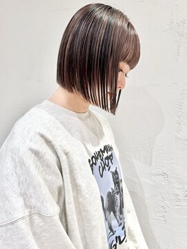 ケンジ 横浜(KENJE) ミニボブ/切りっぱなしボブ/ミルクティーベージュ/ローライト