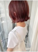 無造作な外はねボブ
