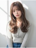 レイヤーを効かせたナチュラルパーマスタイル
