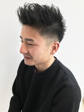 レジナヴィータ 栄(Reginavita) 【Reginavita栄】フェードカットツーブロックリーゼント