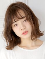 ナオシ トレス 富雄店(nao*c tres)&nbsp;【奈良/富雄nao*c】ひし形シルエットユルフワ外ハネミディー