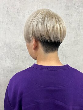 フェリスヘア(feliz hair) メンズホワイトカラー