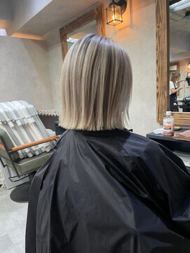 サニー 渋谷(SUNNY) バレイヤージュ、ハイライト、レイヤーロング、グレーベージュ