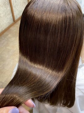 ベラビータ 田宮店(BellaVita) 艶髪 ウルティア酸性ストレート