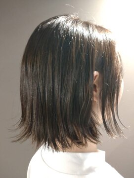 ダンディゾン ブルー 神楽坂(Dans Dix ans bleu) 軽め外はねボブ