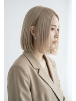 ネルヘアー 緑地公園(Nel.hair)&nbsp;艶ミルクティーのミニボブ