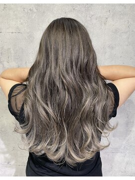 ラフトーキョウセカンド(RAF TOKYO 2nd) KURO流バレイヤージュ