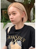 ホワイトベージュ×ボブ