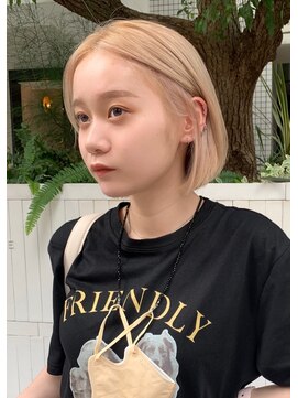 ユーリカ(Eurica) ホワイトベージュ×ボブ