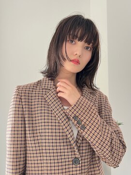 モーメント(a moment) 切りっぱなしフェイスレイヤーx地毛風スリークベージュ