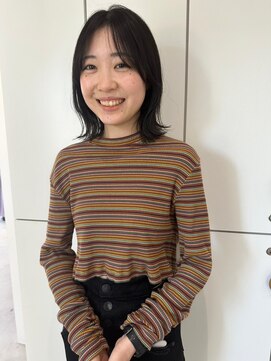 リィベ(Liibe) guest snap　#センターパート#暗髪#透明感